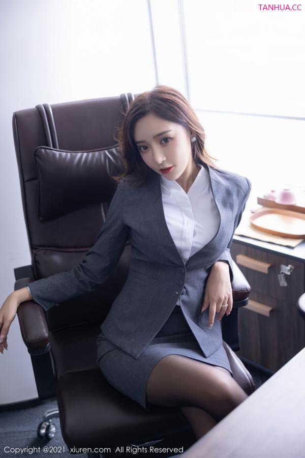王馨瑶  [XiuRen]高清写真图 2021.12.06 No.4304 王馨瑶yanni第18张图片